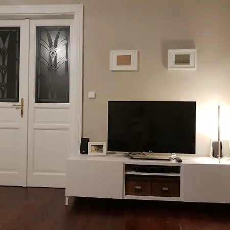 Spacious Near Castle Kwatera prywatna *